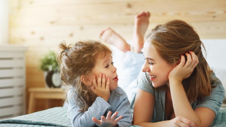 Ilustrasi ibu dan anak/ Foto: thinkstock Ilustrasi ibu dan anak/ Foto: thinkstock