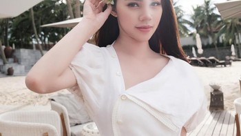 Usianya masih cukup muda. Foto: instagram.com/jolienguyennofficial