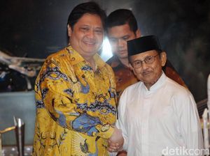 Habibie Minta Golkar Beri Kebebasan Jokowi Pilih Cawapres