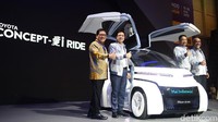 Toyota memamerkan mobil masa depan di Gaikindo Indonesia International Auto Show (GIIAS) 2018.