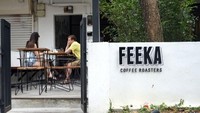 Feeka Coffee Roaster terletak di samping klub jazz No Black Tie. Menyajikan kopi aromatik dengan paduan makanan enak, Anda bisa cicip Feeka omelette dengan paduan jamur tumis, selai tomat dengan cheddar. Kafe ini berlikasi di Jalan Mesui, Kuala Lumpur. Mau coba? Foto : @AJ