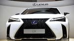 2 Mobil Lexus untuk Konglomerat Indonesia