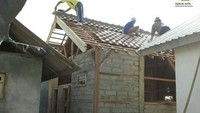Proses prenovasi sudah berjalan sejak Juli. Menurut Menteri PUPR Basuki Hadimuljono pihak keluarga Zohri tidak ingin dibangun baru, karena rumah tersebut memiliki banyak memori. Pool/Kementerian PUPR.