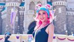 Foto: Liburannya Model & DJ Cantik yang Bergaya Nyentrik