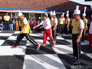 Warna-warni Meriah Kampung Asian Games di Brebes