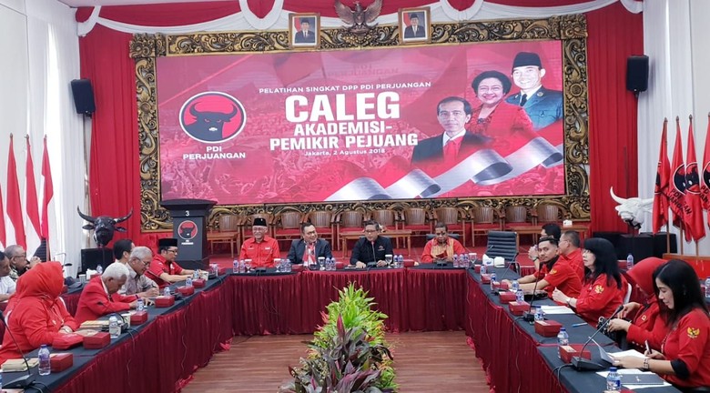 19 Akademisi Jadi Caleg PDIP, Ini Daftarnya 19 Akademisi Jadi Caleg PDIP, Ini Daftarnya