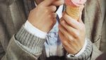 Bikin Seger! Lihat 8 Aktor Tampan Korea Saat Cicip Es Krim Enak