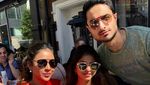 Cantiknya Suhana Khan Saat Masak dan Makan Bareng Ibunya