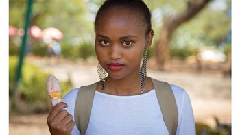 Aku telah salah menilai pria itu, kenannya. Foto: facebook.com/soIaskedthemtosmile