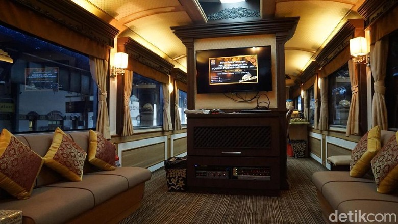 Interior KA Wisata (Shinta/detikTravel) Interior KA Wisata (Shinta/detikTravel)