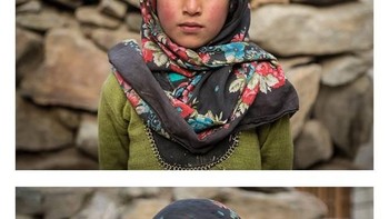 Bagi saya pribadi ketika saya melihat foto-foto ini,  saya melihat bagaimana kita semua lebih mirip dari apa yang saya bayangkan, kata Jay. Foto: facebook.com/soIaskedthemtosmile