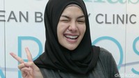 Tapi dari sisi penampilan, Nikita Mirzani benar-benar berubah. Foto: Ismail/detikHOT