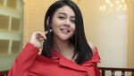 Merah Merona Jenita Janet Pamer Pundak