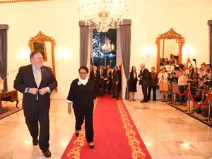 Momen Pertemuan Retno dan Menlu AS Mike Pompeo di Jakarta