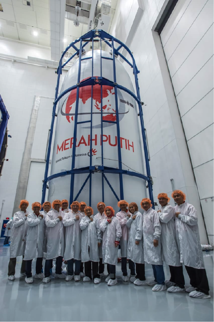 Menteri Rini Pastikan Satelit Merah Putih Siap Meroket