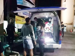 Momen Relawan ACT dan Aparat Mengevakuasi Korban Gempa Lombok