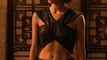 Foto: Seksinya Nathalie Missandei Game Of Thrones Saat Pose Yoga