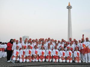 Kontingen Setjen MPR Bangga Ikut Senam Poco-Poco