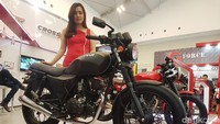 Kedua motor tersebut dibekali mesin 200 cc dan 250 cc.