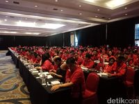 Megawati Berikan Arahan ke Caleg DPR dan DPRD DKI dari PDIP