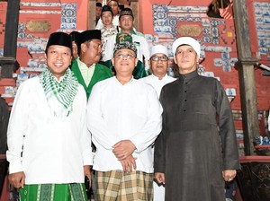 Begini Makna Tawassul Menurut Ketua Umum PPP