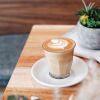 Sedang Ada di Bandung? Mampir Yuk, Ngopi Cantik di 5 Kafe Ini