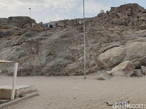 Cerita di Balik Habib Rizieq Deklarasi 2019 Ganti Presiden di Jabal Rahmah