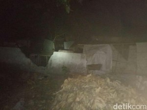 Dengar Ada Potensi Tsunami, Warga Mataram Panik Mengungsi
