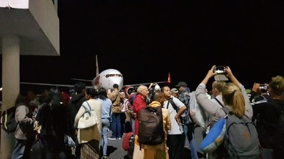 Foto: Kondisi di Bandara Lombok Setelah Gempa 7 SR