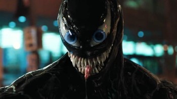 Ia menambahkan pupil di mata Venom yang memang putih polos saja. Foto: Internet