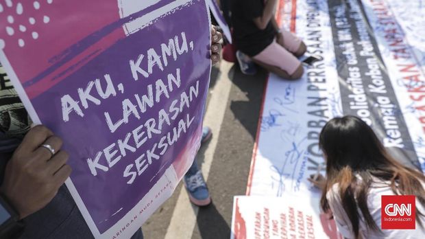 Salah satu aksi damai menolak aksi kekerasan seksual.