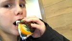 Bukti Cruz Beckham Doyan Banget Cokelat, Pizza hingga Big Mac!