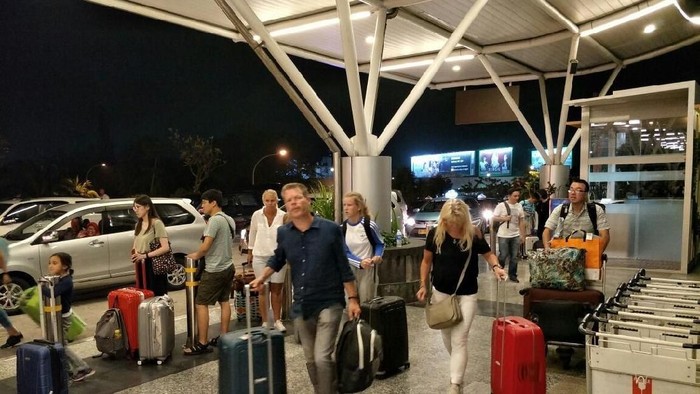 Kemenpar Minta Maskapai Bantu Turis Terkait Gempa di Lombok