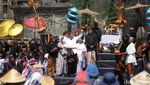 Melihat Lebih Dekat Ruwatan Anak Berambut Gimbal di Dieng