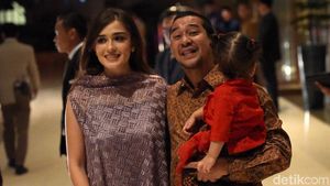 Abi dan Yasmine Wildblood di Pernikahan Panji Trihatmodjo