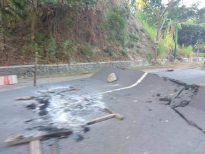 Jalan Rusak Jadi Tantangan Evakuasi Turis di Lombok Utara