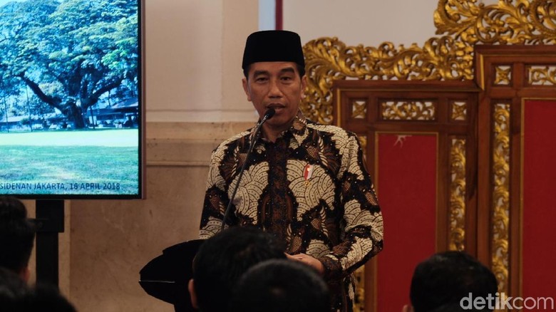 Jokowi Tegaskan Pemerintah Masih Mampu Tangani Korban Gempa NTB Jokowi Tegaskan Pemerintah Masih Mampu Tangani Korban Gempa NTB