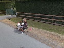 13 Momen Aneh yang Tertangkap Google Street View