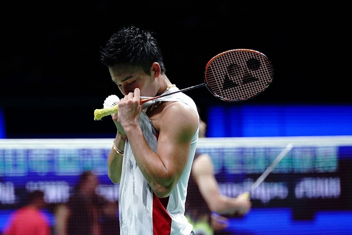 NANJING, CHINA - AUGUST 05:  Kento Momota of Japan celebrates after defeating Shi Yuqi of China in the mens singles final on day 7 of Total BWF World Championships at Nanjing Youth Olympic Games Sport Park on August 5, 2018 in Nanjing, China.  (Photo by Lintao Zhang/Getty Images)