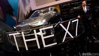 Sesuai namanya mobil ini masih konsep, dan belum dijual massal. Kendaraan konsep terbaru BMW X ini memberikan gambaran untuk konsep kendaraan masa depan yang akan menyebar ke seluruh dunia.