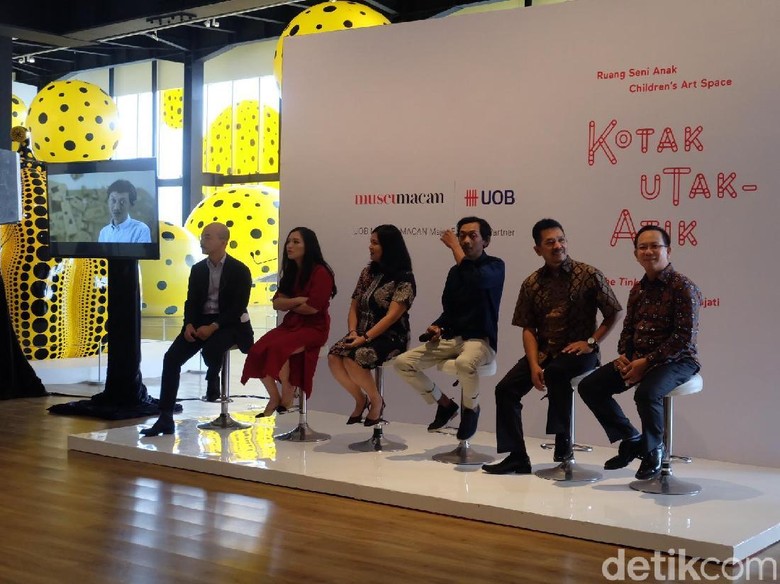 Main-main dengan Kardus di Ruang Seni Anak Museum MACAN Main-main dengan Kardus di Ruang Seni Anak Museum MACAN