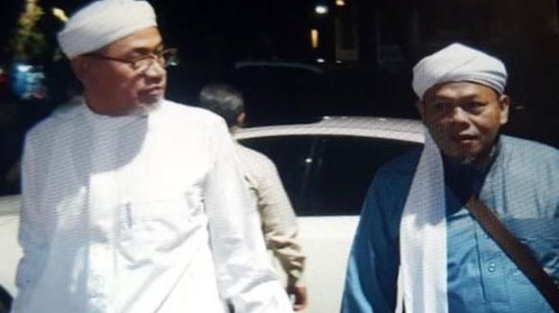 Tokoh GNPF-U dan Al-Khaththath Merapat ke Kediaman Prabowo