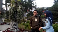 Kedatangan Ariel ternyata untuk bersilaturahmi dengan para petugas Rutan Kebonwaru. Foto: Dony Indra Ramdhan