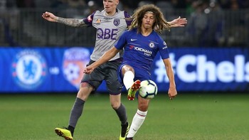 Ethan Ampadu (bek tengah) dari Chelsea punya rating rata-rata 63 dan potensi pertambahan rating 23 (jadi 86). (Foto: Paul Kane/Getty Images)
