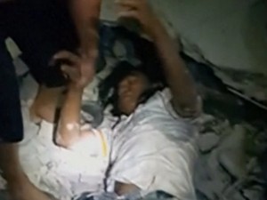 Detik-detik Evakuasi Pria Tertimpa Dinding di Gili Trawangan