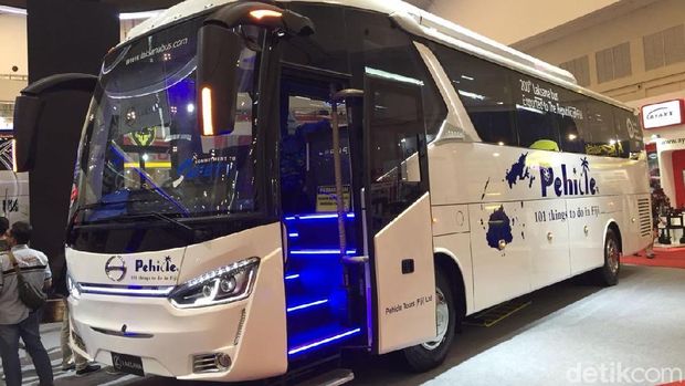 Bus Laksana yang diekspor ke Fiji