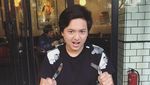 9 Foto Ini Buktikan Arsy Widianto Sering Makan Bareng Keluarga