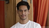Richard pun tampaknya sudah berkomunikasi dengan Jedar, seperti yang terlihat di komen instagramnya pagi tadi saat Jedar menjelajah hutan dengan mobil boogie. Pool/Palevi S/detikFoto.