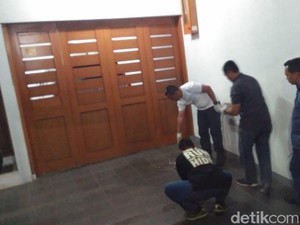 Polisi Dalami Motif Pelemparan Molotov di Rumah Kapitra