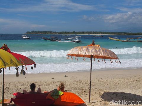 Menikmati lautan dan udara yang bersih di Gili Trawangan